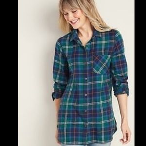 Old Navy TALL Patterned flannel tunic shirt